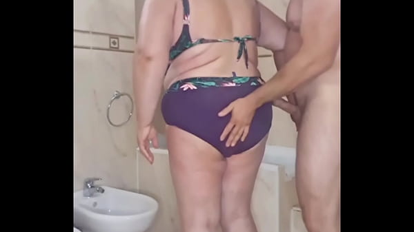 Play MP4 - She had so much sand in her fat ass and pussy&period;