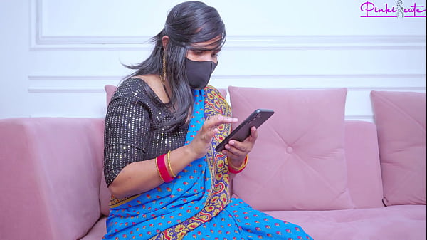 Nonton When I Met With My Fan At My Home, I Decided To Fucking With Him In Saree And He Was Very Strong On Bed- Cowgirl Riding. thumbnail