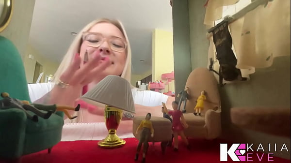 Nonton Tiny Realizations: Day 3 Breeding For Feeding Experiment At Kaiia's Tiny Playhouse thumbnail