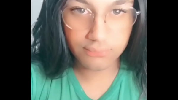 Play MP4 - Novinha trans brincando com o cuzinho depois da escola