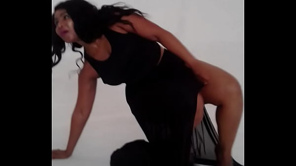 Nonton Anita Dollar Doing Her Sexy, Fuck Photo Shoot thumbnail