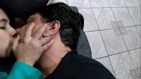 UM VELHO COMO EU ADORA PEGAR NOVINHAS NINFETINHAS COMO A DANY_RIO