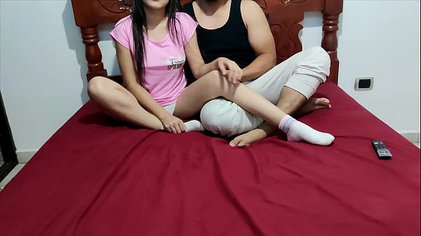 A Mi Hijastra Le Gusta El Anime Y Le Puse Un Hentai thumbnail