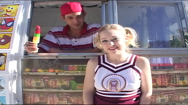 Short Hair Teen Likes To Play With Huge Cock thumbnail