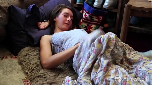 Play MP4 - Yanks Hairy Row Masturbates