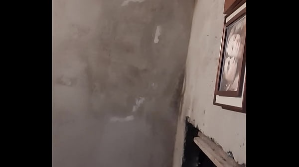 Play MP4 - Branquinho Bem Dotado depilado com carro rom&acirc;ntico bonito