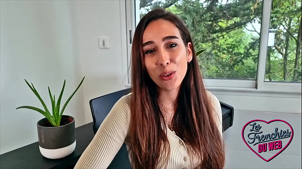 Play MP4 - Camila&comma; jolie coquine qui se d&eacute;vergonde