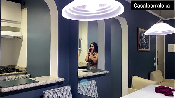 Karen oliver se vinga da amiga safada.colocando ela_para foder com dois negaoenquanto ela coxila