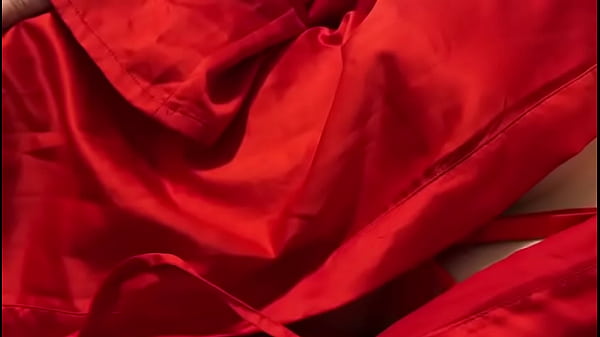 Nonton Brunette In Sexy Red Lingerie Wants Some Fun thumbnail