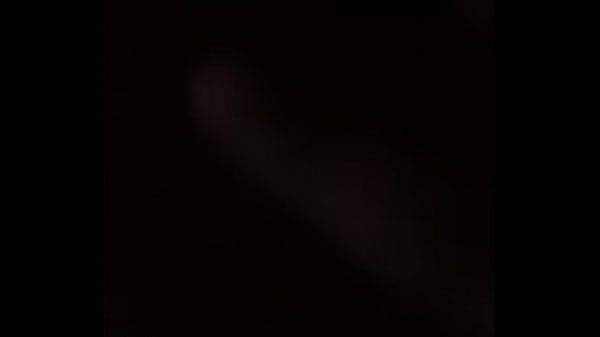 Se fue la luz y aprovechamos para coger come gime esta putita 