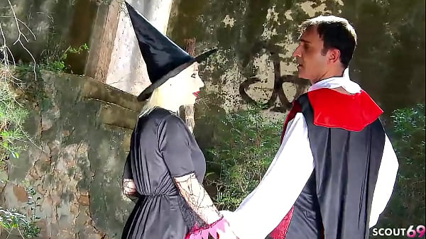 Big Bits Latina Milf In Nylon Stockings Seduce To 3some After Party thumbnail