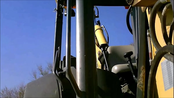 Public Wank On Building Machine Blurred Face 11-2012 