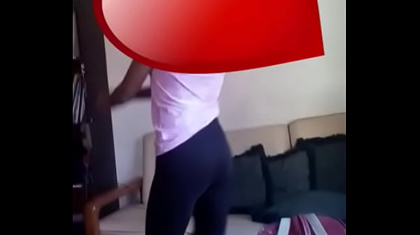 Mi prima se masturba para mi 