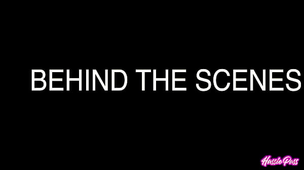 Nonton Brick Danger Fucks Kendra Heart's Guts On This Bts Cream Scene! thumbnail