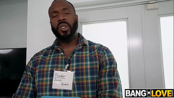 Play MP4 - Whip out the BIG Snake Dani Valentina&comma; Jovan Jordan