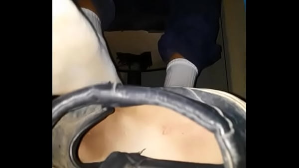 trabalho taking off sneakers after work day 