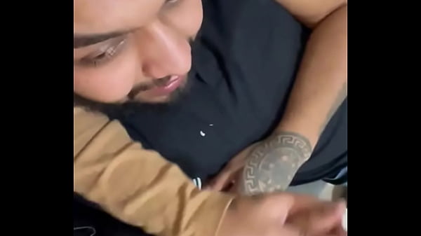 Manson y yo apostamos con el ganador de #lacasadeloafamososmx2 SI GANA MAYITO LE DOY EL CHIQUITO Y SI GABA KARIME ME VER&Aacute;... 