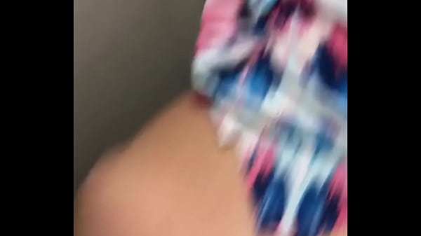Girl cheats on boyfriend to suck black cock 