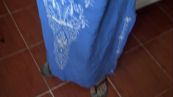 Play MP4 - muslim aunty shows her pussy and ass to stepson before having sex