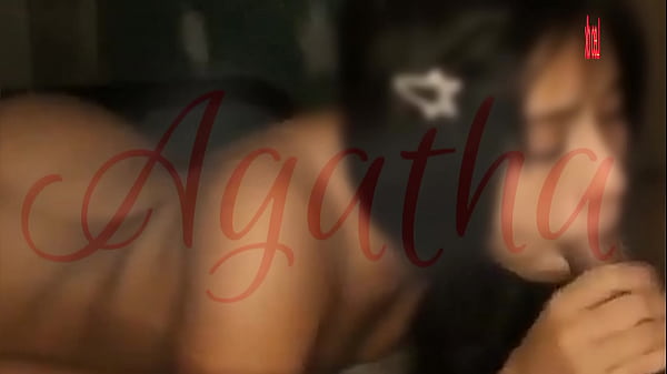 Con mi gatita fina demostrando como lo chupa 