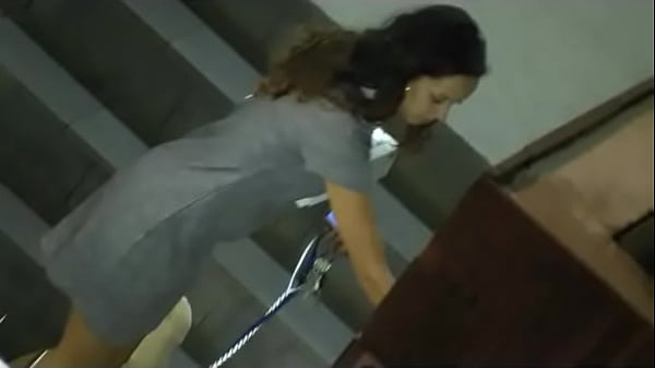 Play MP4 - My neighbour