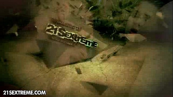 Play MP4 - Passion for Pee