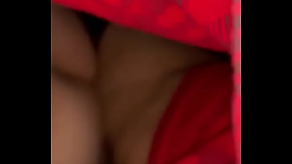 Es una caliente puta 