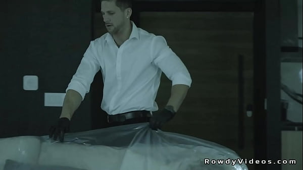 Play MP4 - Roman Todd anal fucks unhomed man in his luxurious house