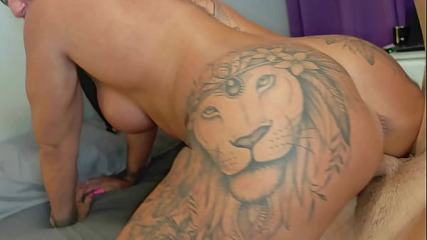 The bitch danaxmuscles breaks my cock and balls 