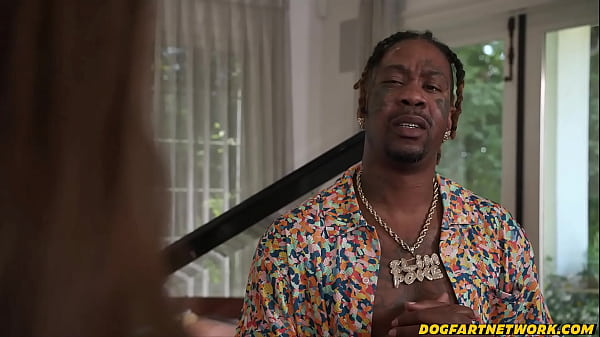 Play MP4 - Horny Suburbanite Pussy Stretched By HUGE Cocked Rapper - Hazel Moore - Dogfart