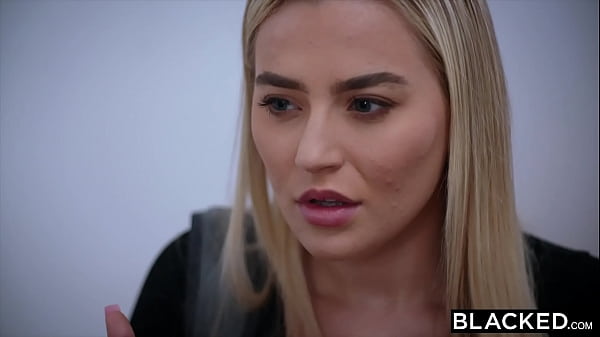 Play MP4 - BLACKED Cute coed Blake seduces her roommates boyfriend