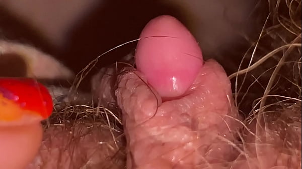 Extreme Close Up Huge Clit Head And Hairy Pussy thumbnail