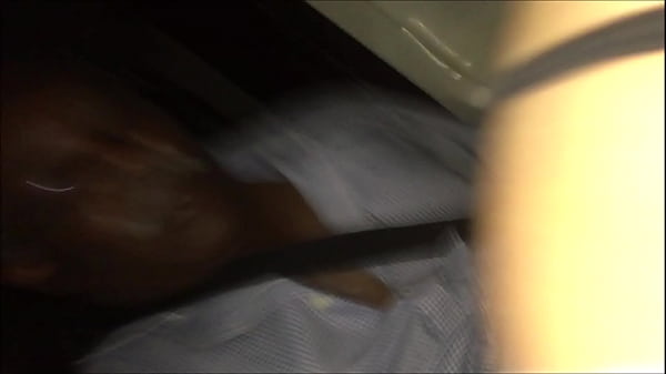 Play MP4 - cdzinha LimaSP dando no cine pro coroa negro casado com a calcinha tangao da Camila magr casada 09082019