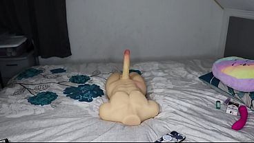 Nonton Practicing My Cock Sucking On My Sex Doll thumbnail