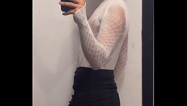 Putito se viste como una puta para salir 