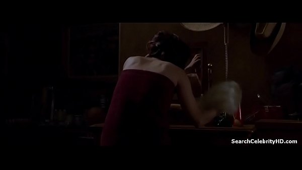 LauraHarringNaomi Watts in_Mulholland 2001