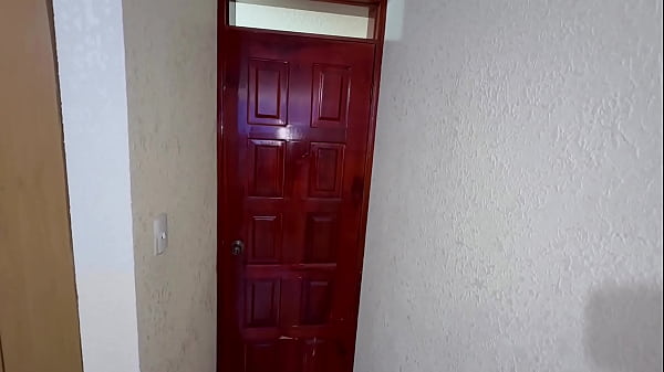 Nonton La Novia De Mi Amigo No Ten&iacute;a Donde Pasar La Noche Y Se Queda Conmigo Y Terminamos Follando thumbnail