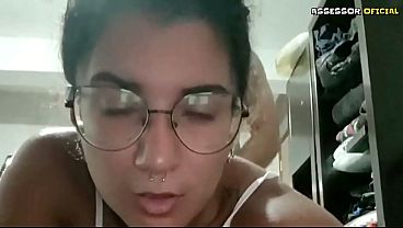Nonton Chamei A Namorada Do Meu Amigo Pra Foder - Desculpa Fui Moleque Completo No Red thumbnail