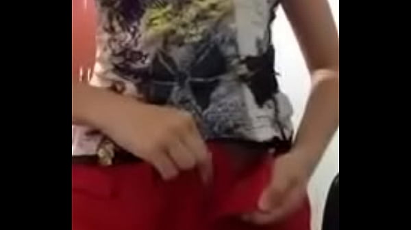 Play MP4 - Nude girlfriend front of cam