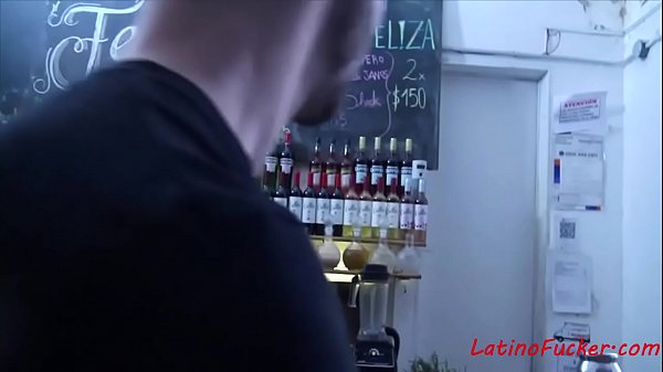 Play MP4 - Hooking Up At A Gay Bar