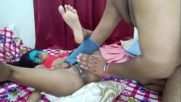 Hot Skinny Babe Fucked Hard Gets CumOn Her vagina