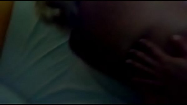 Play MP4 - Milf urgida&comma; chamaco con ganas 2