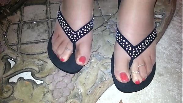 myself teasing in the garagewith mypretty_nylon feet in taupe nylons