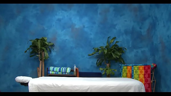 Nonton Appetising Gal Looks Worthwhile On Cock thumbnail