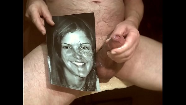 cumshot on her face and in her mouth by Kater xxx 