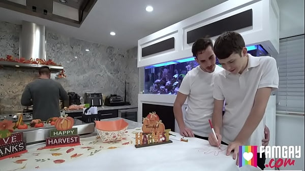 Family Dick - Thanksgiving 