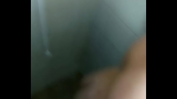Amateur teenager taking bath 