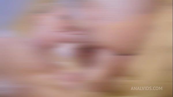 Play MP4 - Lara De Santis gives rimming and fists her boyfriend&comma; does DAP with dildo and cock and tastes the cum LDS036