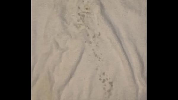 Shooting sperm from my cock 