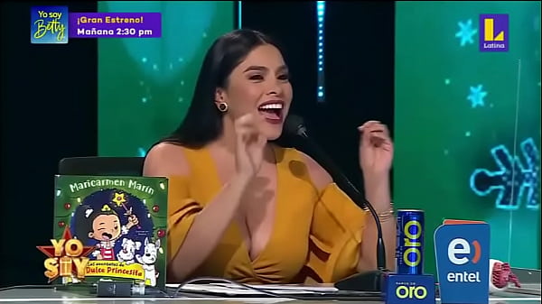 Tetas de Maricarmen Mar&iacute_n